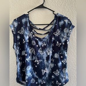 No Boundaries butterfly shirt, Size11/13